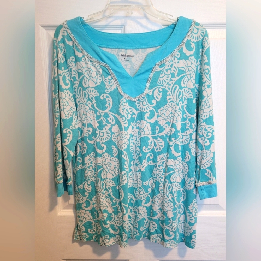 Croft & Barrow Blue and White Boxy Blouse